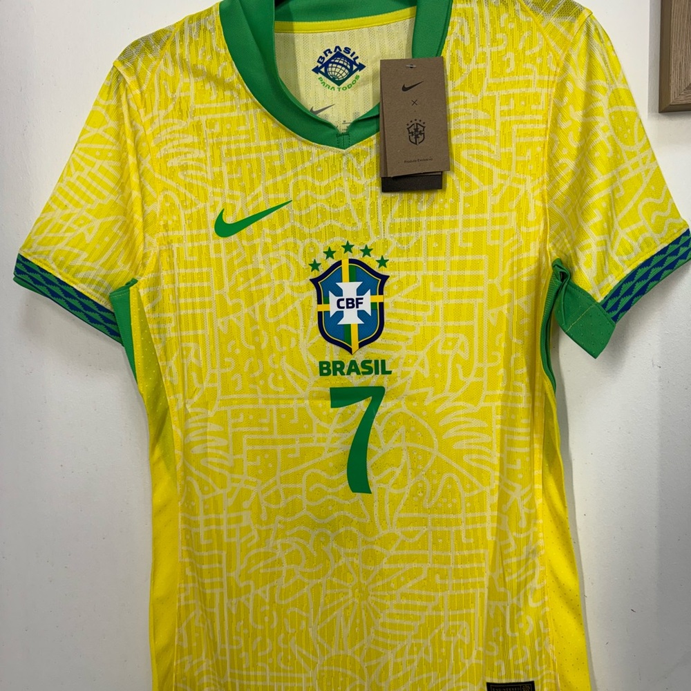 Brazil (Home) authentic player jersey Nike #7 Vini Jr